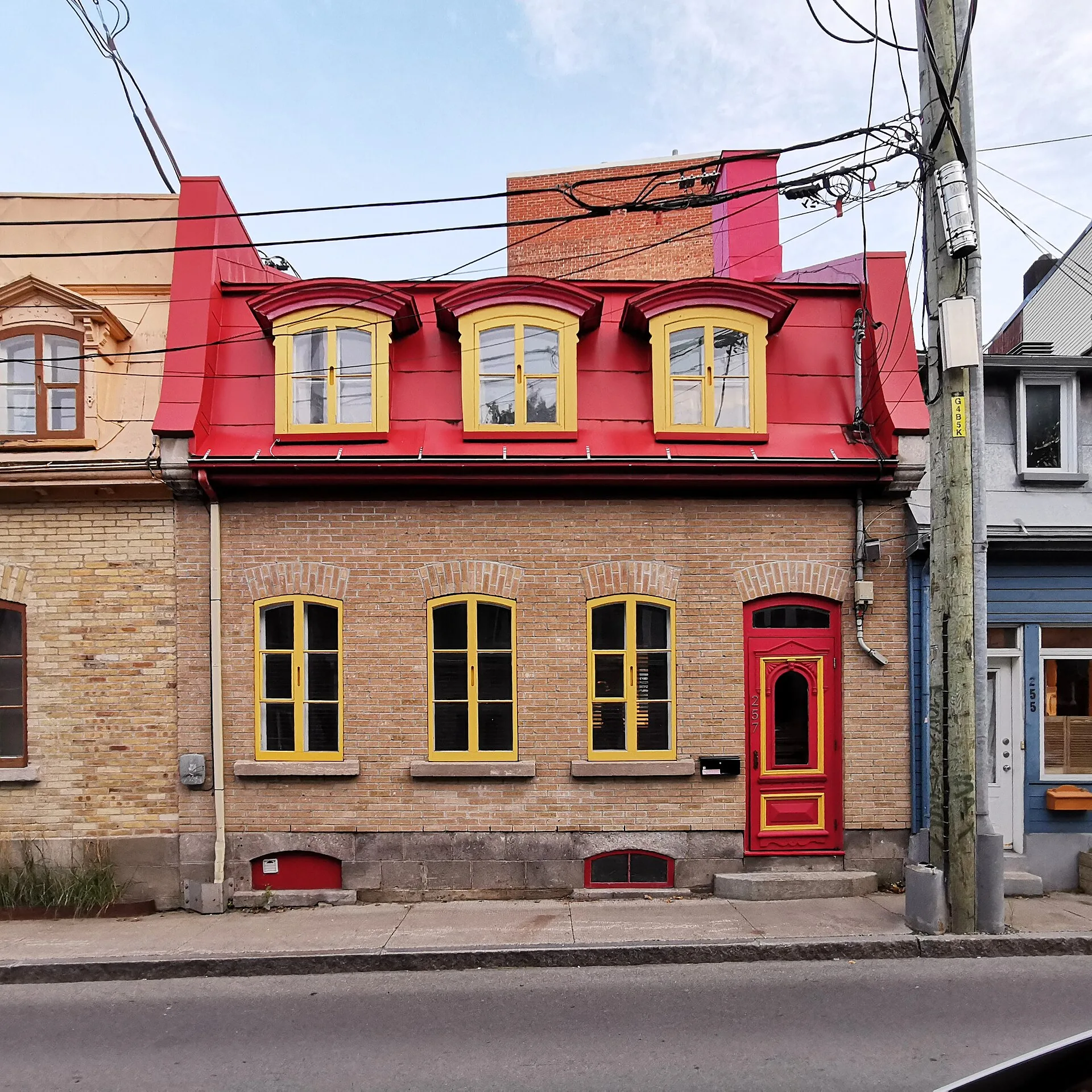 Option 2 : Saint-Jean-Baptiste, juste hors des murs